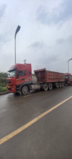 Dongfeng Tianlong KL 480 hp 6X4 - photo 9