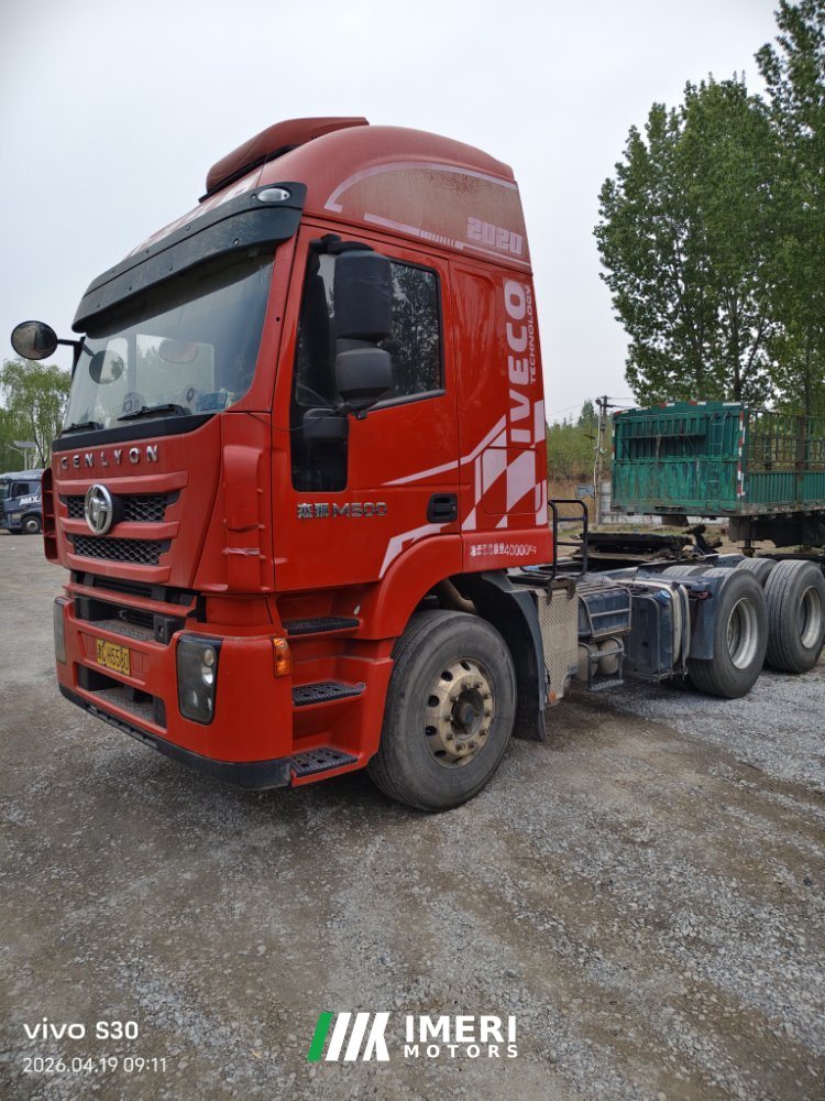 2021 SAIC Hongyan Genlyon 433 hp 6X4