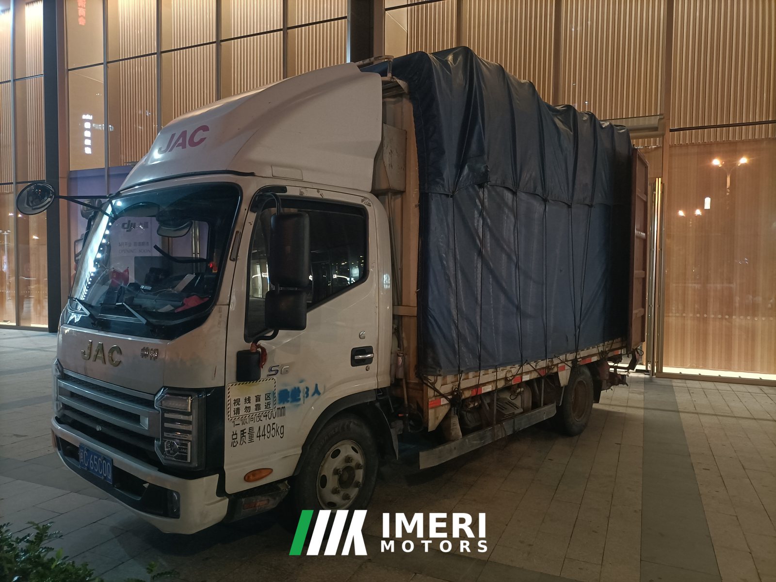 2023 JAC J6 155 hp 4X2 4.2 m