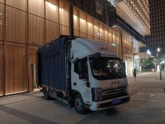 JAC J6 155 hp 4X2 4.2 m - photo 3