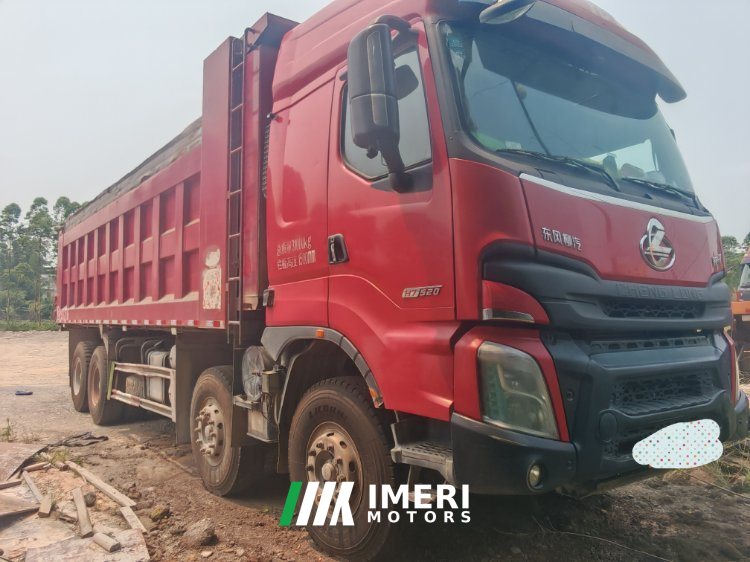 Dongfeng Liuzhou Chenglong H7 520 hp 8X4 8.2 m - truck from China