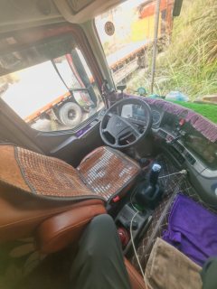 Dongfeng Liuzhou Chenglong H7 520 hp 8X4 8.2 m - photo 6