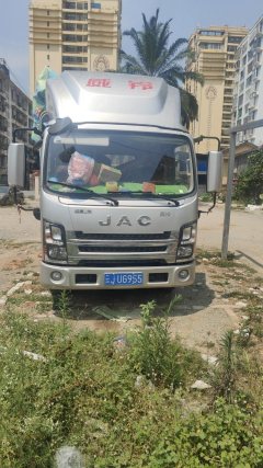JAC M6 160 hp 4X2 3.85 m - ფოტო 1