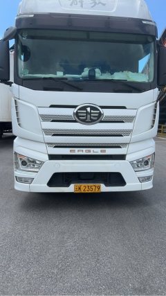 FAW Jiefang J7 560 hp 4X2 - photo 1