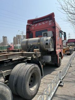 Sinotruk Sitrak C7H 430 hp 6X4 - photo 2