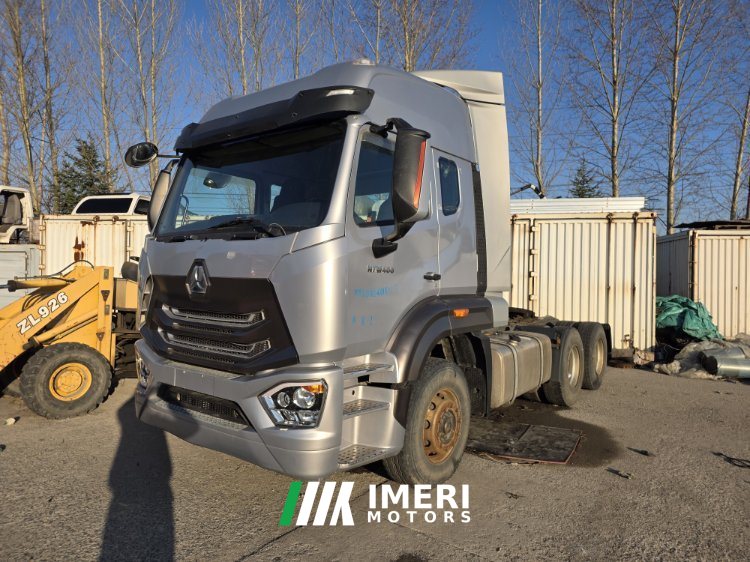 2020 Sinotruk Hohan J7G 400 hp 6X4