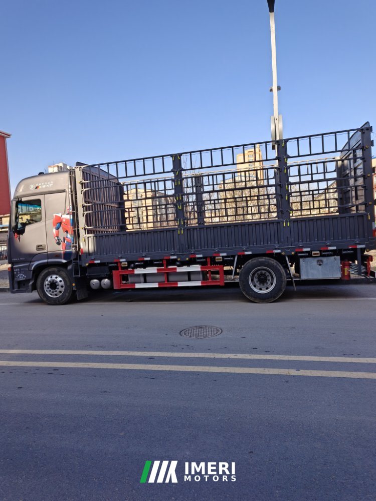 2026 Foton Auman GTL Xingyi Edition 350 hp 6X2 6.8 m