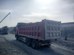 SAIC Hongyan Genlyon 430 hp 8X4 8.3 m - photo 2