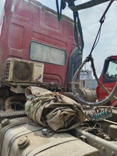 Dongfeng Liuzhou Chenglong H5 375 hp 6X4 - ფოტო 3