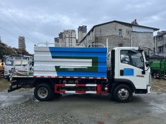 Sinotruk Huawei HOWO chassis 130 hp 4X2 - ფოტო 2