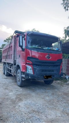 Dongfeng Liuzhou Chenglong H7 520 hp 6X4 6.3 m - photo 1