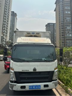 Sinotruk HOWO TX7 160 hp 4X2 4.2 m - фото 1