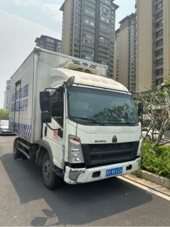 Sinotruk HOWO TX7 160 hp 4X2 4.2 m - фото 2
