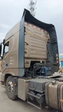 Dongfeng Celestial Flagship KX 560 hp 6X4 - фото 6