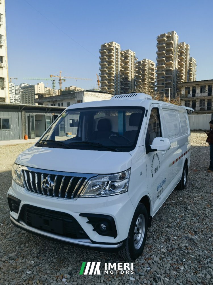 2025 Changan M80