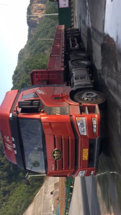 FAW Jiefang J6P 560 hp 6X4 - ფოტო 1