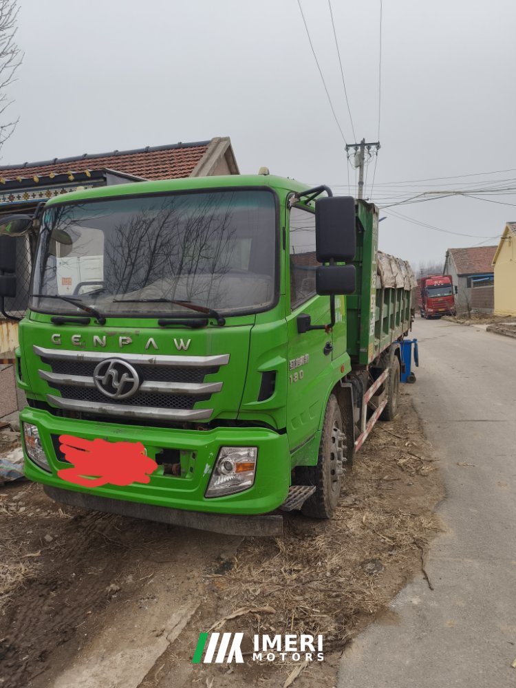 SAIC Hongyan 180 hp 4X2 4.5 m - грузовик из Китая