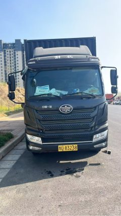 FAW Jiefang J6M 320 hp 8X4 7.6 m - ფოტო 1