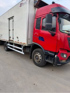 Dongfeng Tianjin KR 270 hp 4X2 6.8 m - ფოტო 3