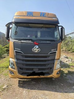 Dongfeng Liuzhou Chenglong H7 500 hp 6X4 - ფოტო 2