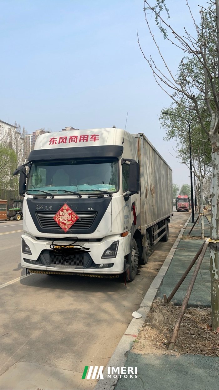 Dongfeng Tianlong KL 300 hp 6X2 9.6 m - სატვირთო ჩინეთიდან