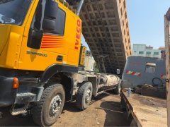 SAIC Hongyan 460 hp 8X4 8.6 m - photo 1