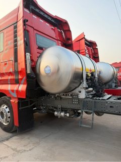 Sinotruk Sitrak G7S 570 hp 6X4 - ფოტო 6