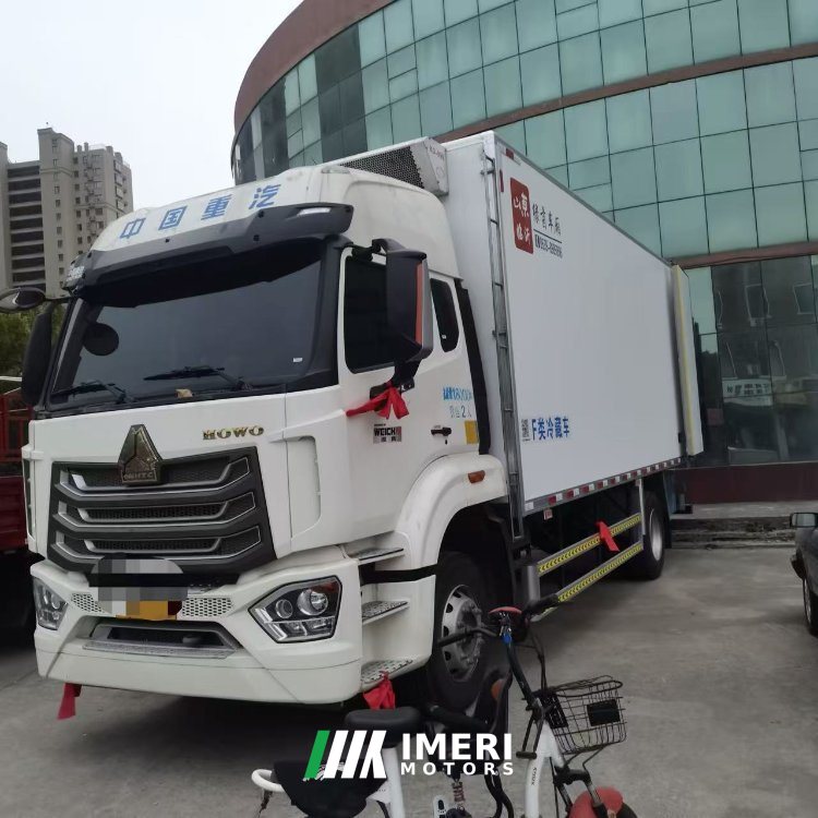 2023 Sinotruk HOWO TS5 220 hp 4X2 6.8 m