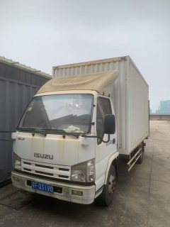 Qingling Isuzu 100P 98 hp 4X2 4.25 m - photo 1