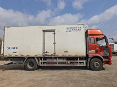 FAW Jiefang J6L 240 hp 4X2 6.8 m - фото 6