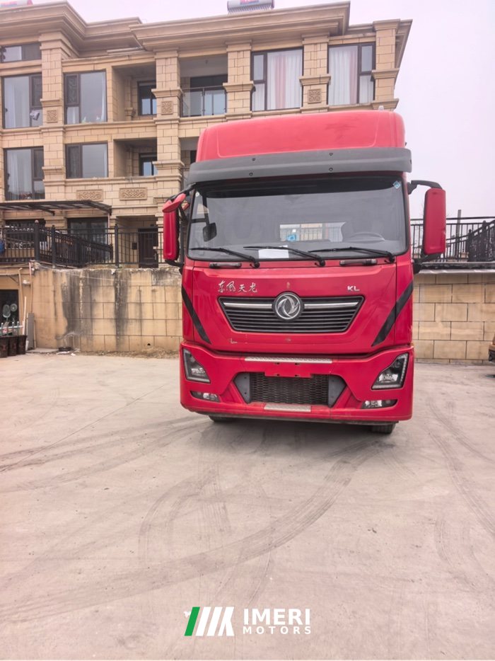 Dongfeng Tianlong 465 hp 6X4 - грузовик из Китая
