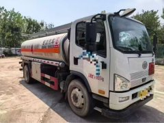 Dongfeng Duolika Dollicar D6 150 hp 4X2 4.2 m - photo 1