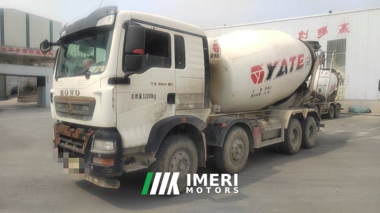 2025 Sinotruk HOWO TX7 350 hp 8X4