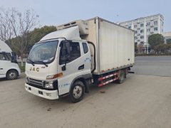 JAC Shuailing Handsome bell E middle body 131 hp 4X2 3.8 m - ფოტო 3
