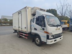 JAC Shuailing Handsome bell E middle body 131 hp 4X2 3.8 m - ფოტო 5