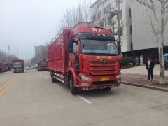 FAW Jiefang J6L 260 hp 4X2 6.75 m - ფოტო 3