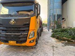 Dongfeng Liuzhou Chenglong H7 430 hp 6X4 - photo 2