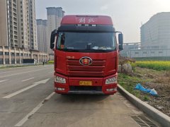 FAW Jiefang J6P 460 hp 6X4 - photo 2