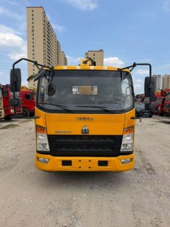 Sinotruk HOWO MATE 140 hp 4X2 3.3 m - photo 2