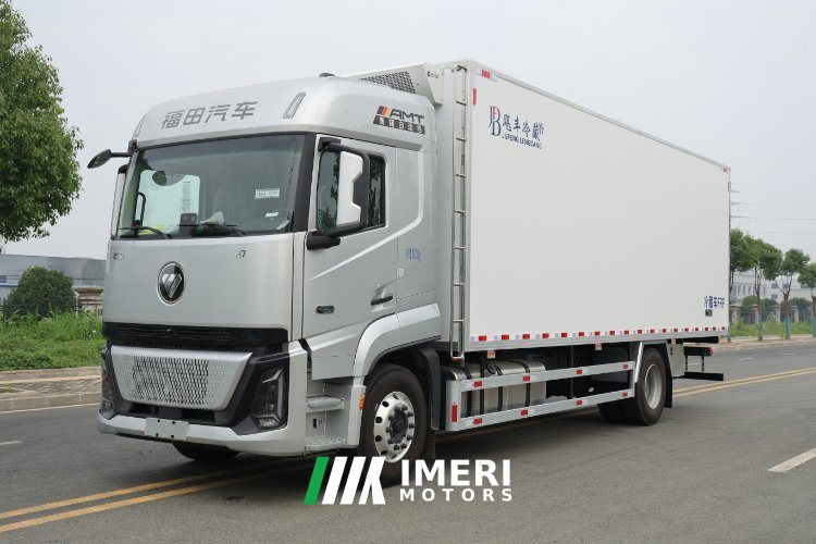 Foton H 350 hp 4X2 6.8 m - truck from China