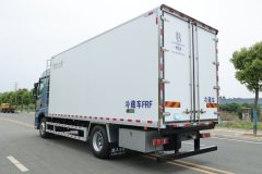 Sinotruk HOWO TS7 350 hp 4X2 6.83 m - фото 5