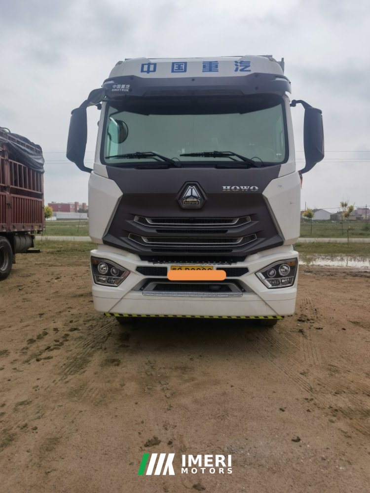 2022 Sinotruk Hohan Haohan J7B 251 hp 4X2 6.8 m