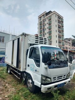 Qingling Isuzu 130 hp 4X2 - фото 2