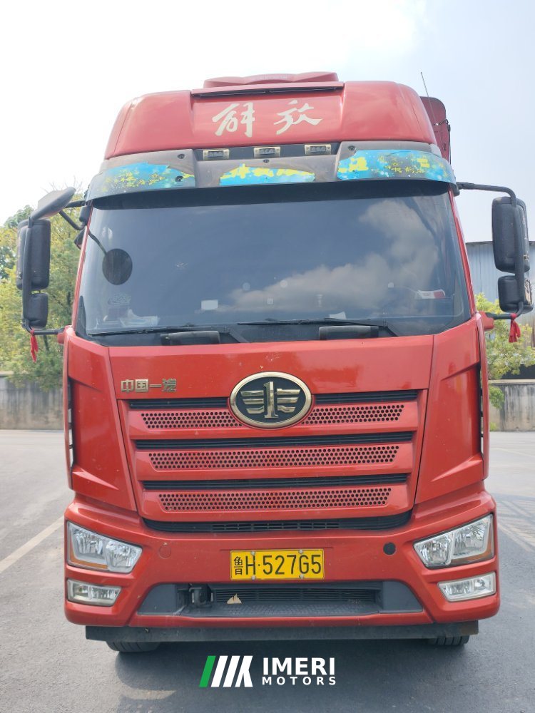 FAW Jiefang J6L 260 hp 4X2 6.75 m - truck from China