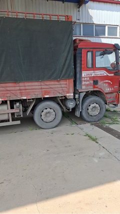 Shacman Delong L3000 245 hp 6X2 9.7 m - ფოტო 5