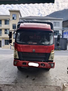 SINOTRUK HOWO Light Duty Truck Hanjiang 160 hp 4X2 4.2 m - ფოტო 1
