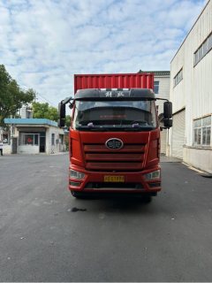 FAW Jiefang J6L 240 hp 4X2 6.8 m - ფოტო 1