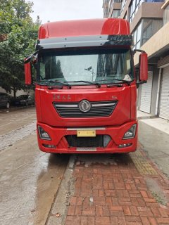 Dongfeng Tianlong KL 465 hp 6X4 - photo 3