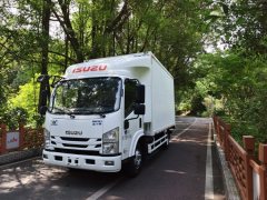 Qingling Isuzu M100 120 hp 4X2 4.13 m - ფოტო 1