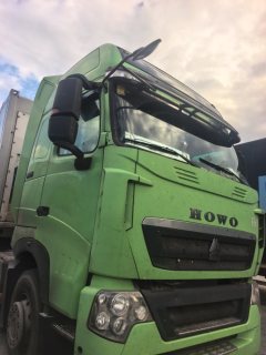Sinotruk HOWO T7H 440 hp 6X4 - photo 2